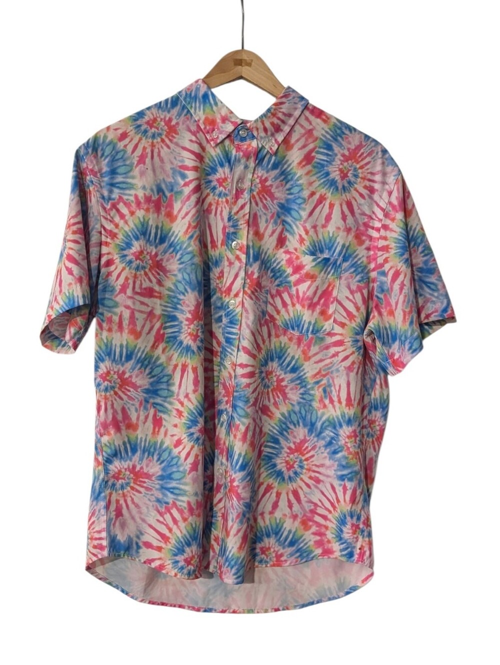 crown & ivy Cabana Multicolor Tie-Dye Short Sleeve Button-Down Shirt